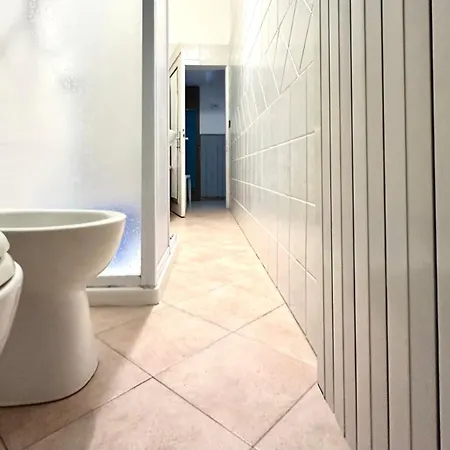Se096 - Senigallia, Comodo Bilocale Fronte Mare *